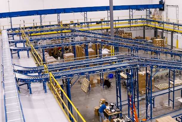 Warehouse Order Fulfillment Conveyors