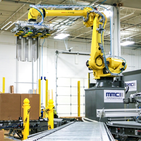 Multi-Functional Robotic Palletizing End-of-Arm Tool